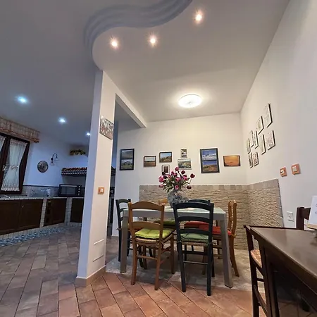 La Rosa Dei Venti 'scirocco' Vakantiehuis *